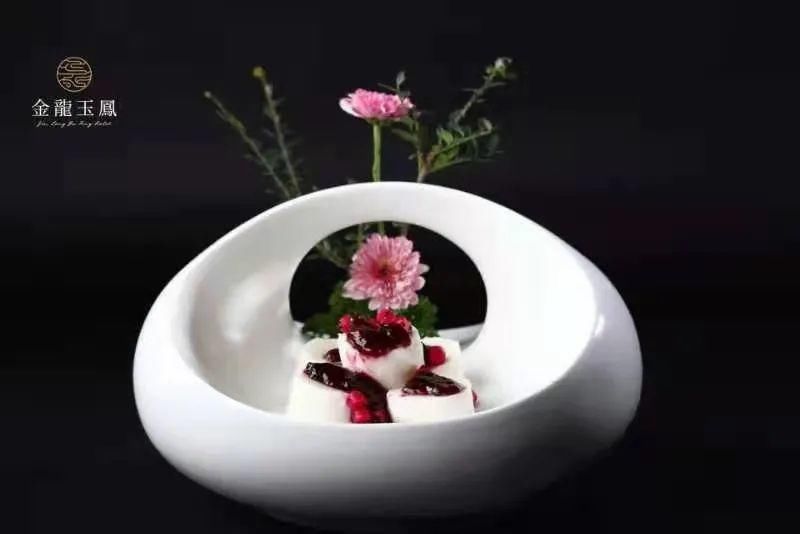  餐桌|12月8日，金龙玉凤这场餐桌盛宴让我大开眼界！