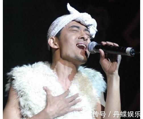 《星光大道》一战成名,“放羊娃”阿宝,假身份被拆穿后如何了