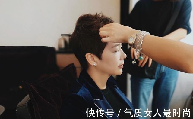 卷发型 四十的女人,都喜欢剪短刘海和短发如何知道自己适合什么发型!