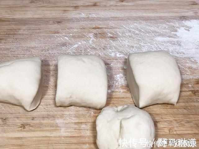 电饭锅还可以做面包,只需一个鸡蛋也能做出香喷喷的感觉