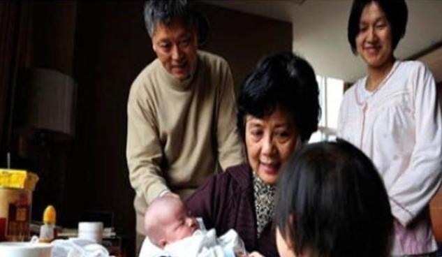 婆婆|“别让亲妈照顾自己坐月子”,90后新手宝妈的话,引起网友共鸣