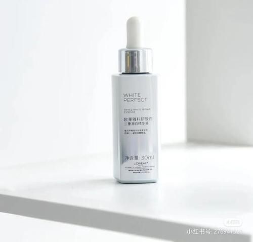 “天生冷白皮”？只是比你会美白而已啦