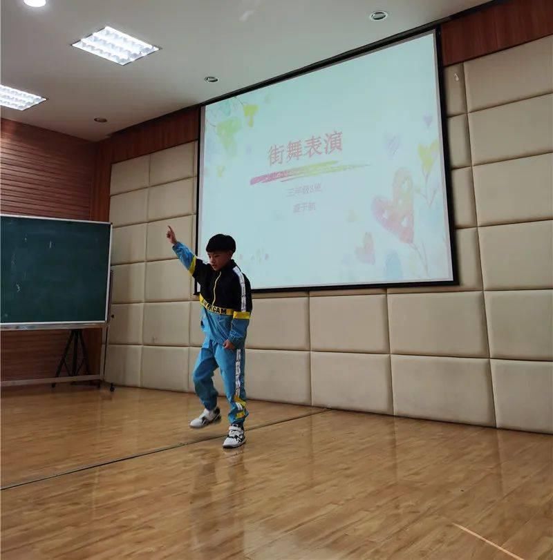  汇演|展示自我，快乐起航 ——第31届校园文化艺术季汇演三年级专场