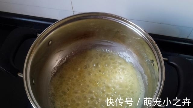 玉米糖浆|这款小零食最近火了,香香脆脆,甜而不腻,做法竟如此简单
