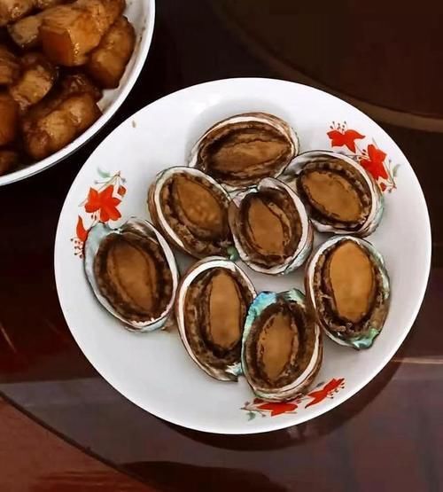 丈母娘家|初三“回门”,小舅子媳妇做了14道菜,媳妇都是现成的没炒啥