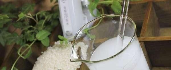 花盆里撒上这两样东西,不生虫不黄叶不烂根,还能疯长爆盆