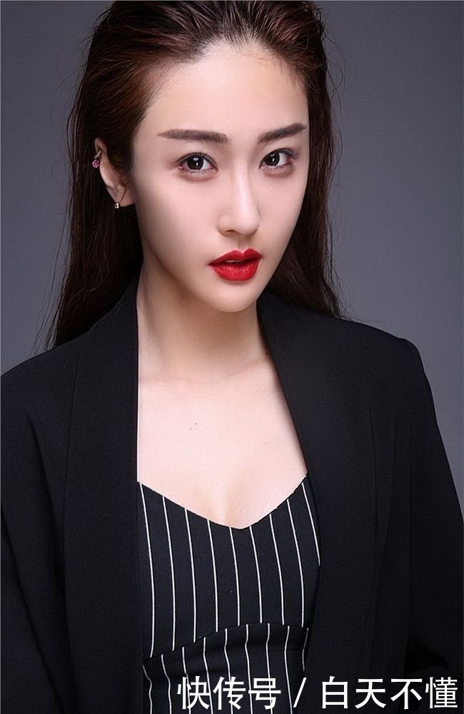 渣女|瞞老公參加《好聲音》稱單身,成名后就離婚,網(wǎng)友:渣女!