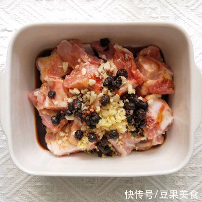  零难度的豉椒蒸排骨，排骨肉质嫩滑，豉香扑鼻#元宵节美食大赏#