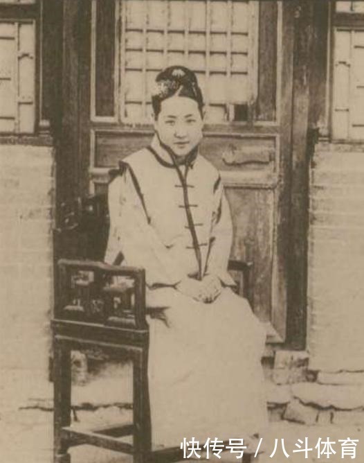 王妃|老照片第四张是全真道士，第七张是蒙古王爷，第八张是王妃