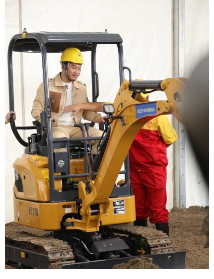 挖掘机|新一季《奔跑吧》全员挖掘机画风?baby宋雨琦都在,蔡徐坤缺席