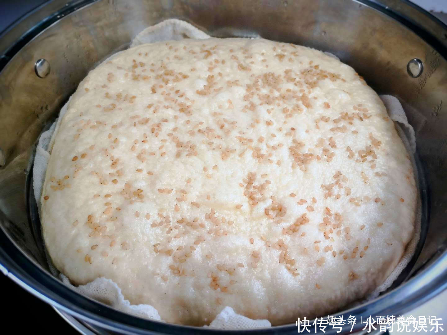 面食|早餐饼又出新吃法了,外面花钱买不到,香软好吃有层次,凉了不硬