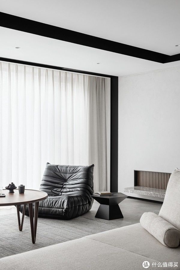 主卧|单身男青年的180㎡之家，全屋简约风，一个人独居，也住出高级感