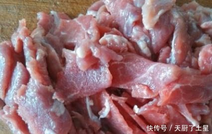 教你葱爆羊肉正宗做法,做好羊肉膻味全无,细嫩鲜香,越吃越好吃