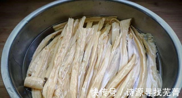 饭店的腐竹为啥好吃原来泡发有技巧,学会后20分钟泡开,不夹生!