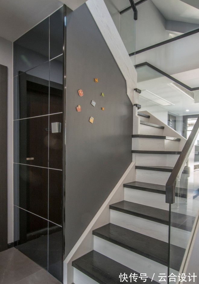 舒适|震惊!不规则的空间也能设计的这么美观舒适,佩服!