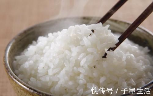 晓峰|焖米饭:不要直接下锅焖!牢记2诀窍3步骤,米饭粒粒分明还香软