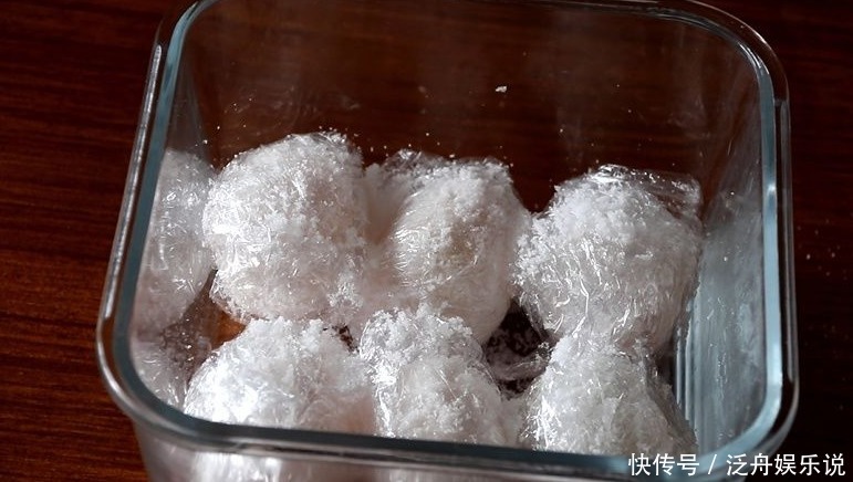 加盐|腌咸鸭蛋,只加盐可不行,多做2步,1周就腌好,个个起沙还流油