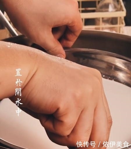 调料|为啥在家做凉皮没外面好吃?学会这几种调料,开凉皮店都没问题!