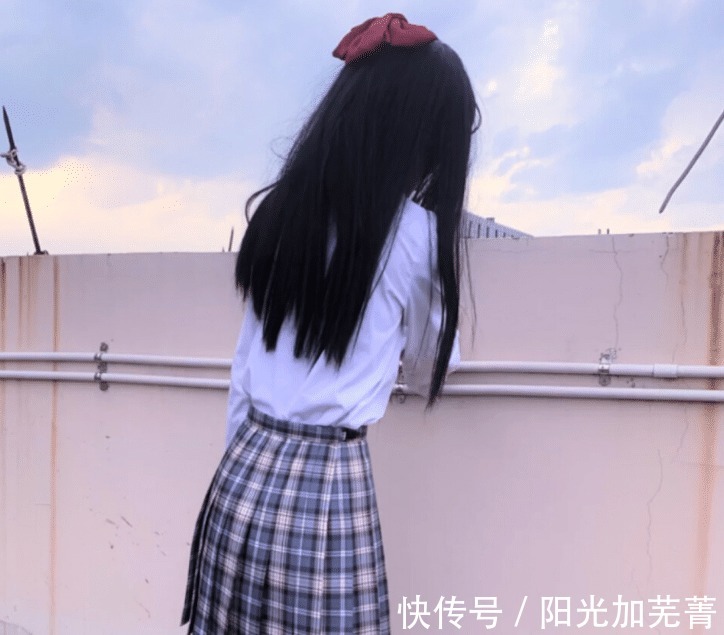 补习课|女生穿JK回家，被母亲骂“不学好”，家长，你自己肮脏的心暴露了