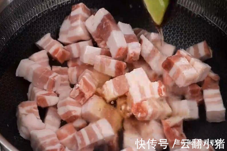 “红烧肉”的家常做法，肥而不腻，软糯香甜，简单易学好下饭
