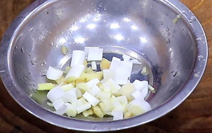 冬瓜哪种做法最香，厨师长都跟它一块炒，鲜香入味，做一盘不够吃