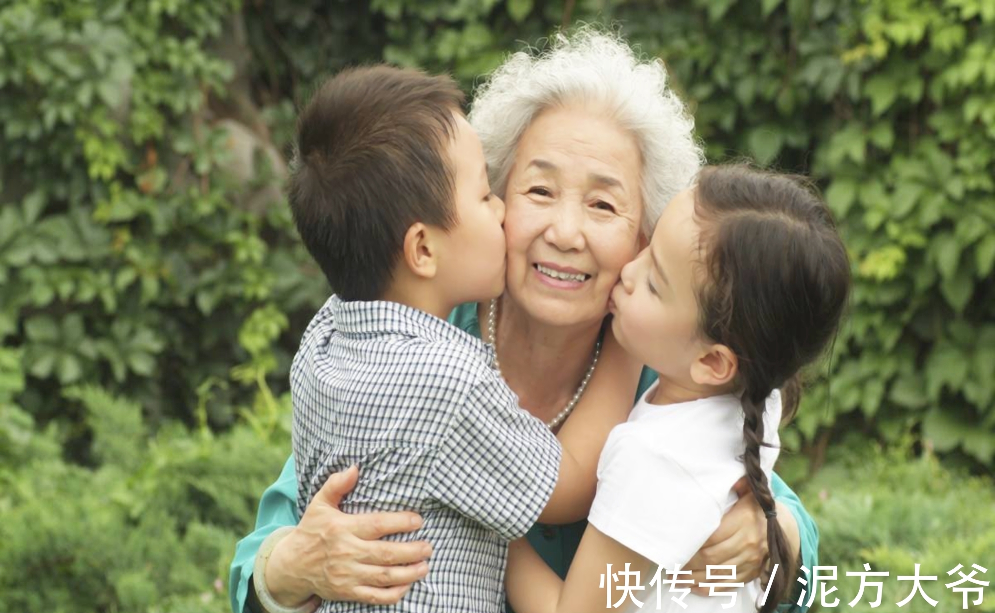 宝妈|“带孙子”和“带外孙”哪个好?过来人说出大实话,儿女真该反思