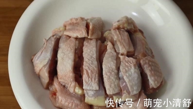 入秋后，吃猪肉不如吃它，比猪肉便宜，才13元1斤，滋补又鲜美