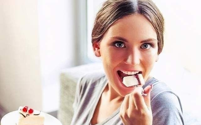 胎动|胎儿其实也会感到“饿”,当胎儿出现这些情况,证明他们要开饭了