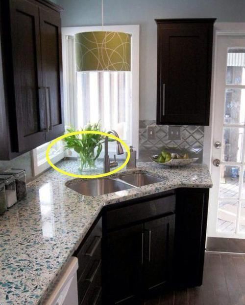 拐角|同样都是小厨房,他家把水槽挪到橱柜拐角处,见缝插针放下3个槽