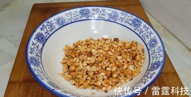 早餐别烙饼吃包子了，教你新吃法，香酥又松软，比面包烧饼还好吃