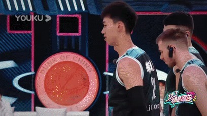 李耀强|十分钟六个盖帽,99年小将乱杀CBA球员,马布里都看不下去了