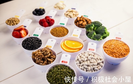 医生|高血脂突如其来?医生摇头:不当的生活习惯,高血脂不请自来 !