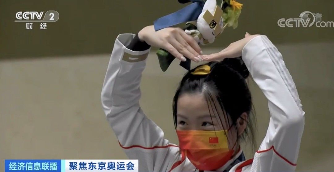 张雨霏|做珍珠美甲，戴小黄鸭发卡！“圈粉”无数！这届运动员，太可爱了