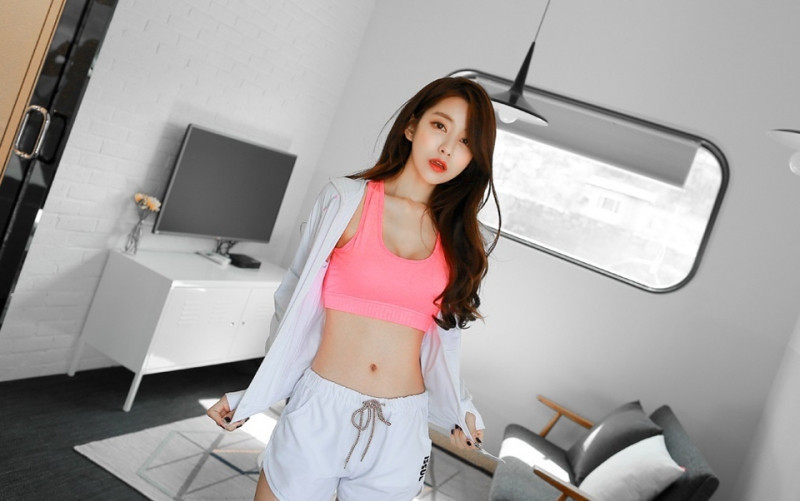 嫩模 美女嫩模小蛮腰大长腿性感