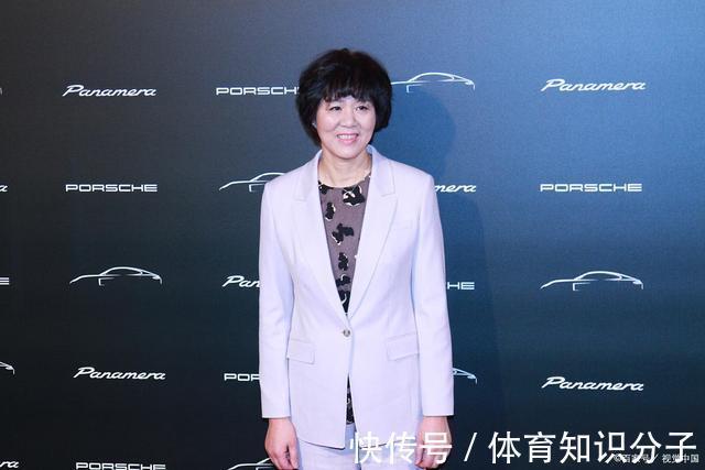 郎平|郎平手下败将被球迷调侃太“鸡贼”,有望将中国女排劲敌带向巅峰