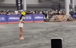 |搞笑笑话,动图:当模特真不容易啊!