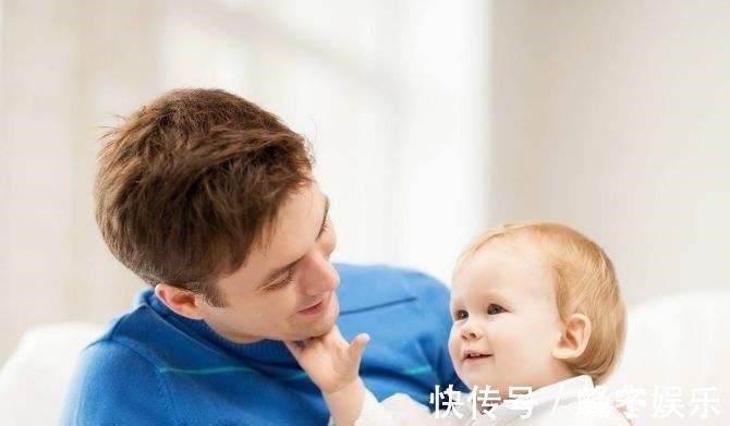 行为|4种行为出现的越早,说明宝宝大脑发育越好,将来会更加聪明