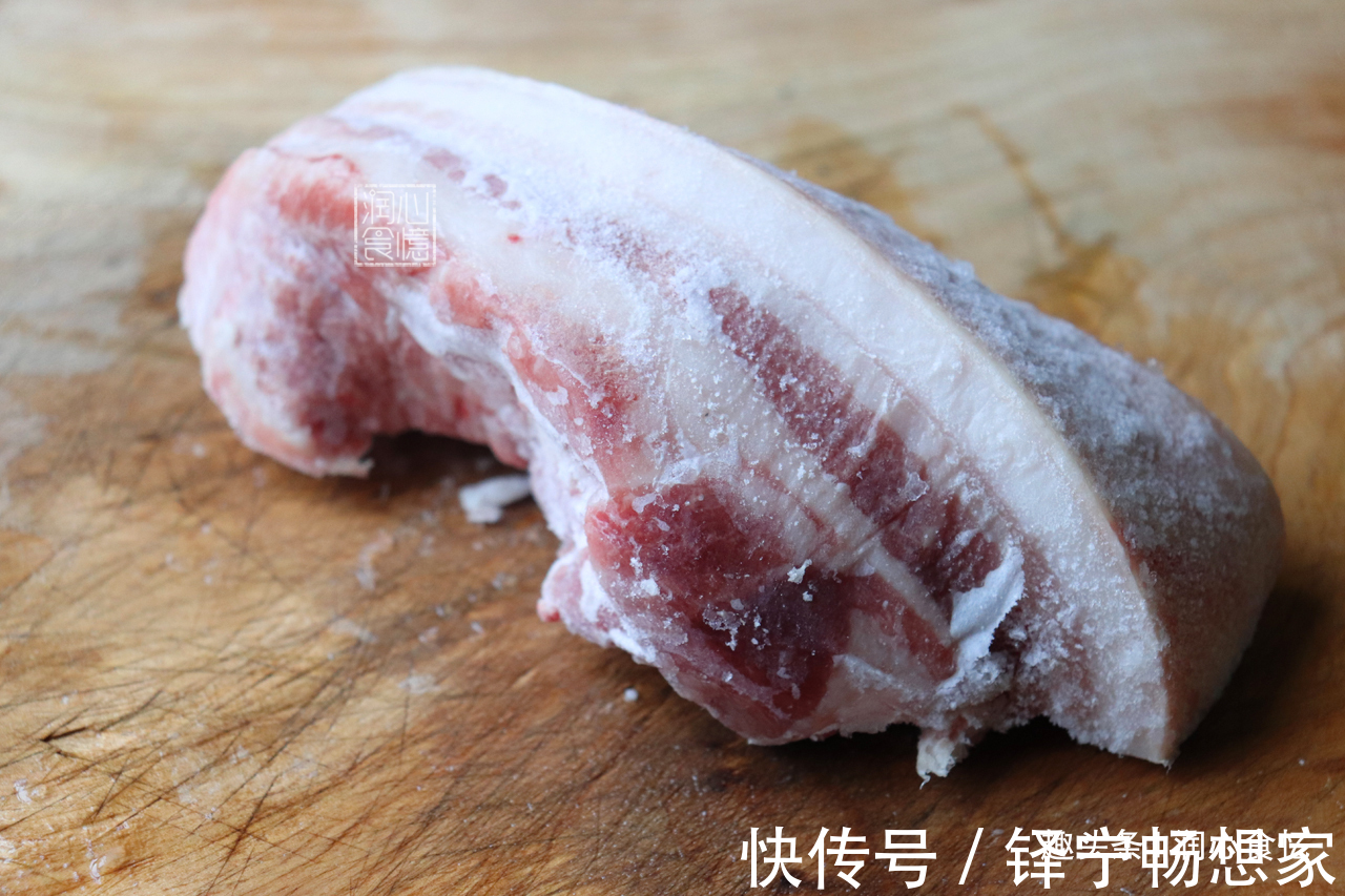 猪肉解冻别再用醋和盐了,教你正确做法,10分钟解冻,肉新鲜如初