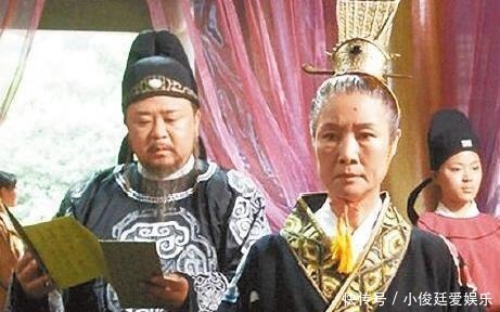 传位|武则天想传位给武家人, 狄仁杰一句话, 保住李唐江山！