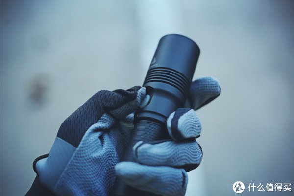 光剑在手,黑暗你走——纳丽德L10MAX白激光手电