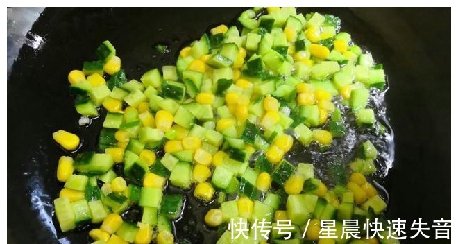 米饭|我家剩米饭从不浪费,简单1做当早餐,寓意金玉满堂!