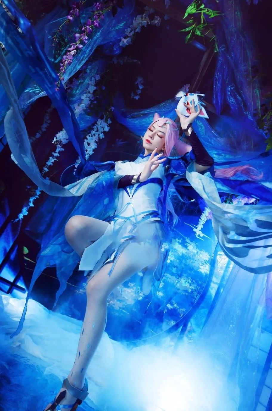 王者荣耀|cos:王者荣耀貂蝉猫影幻舞cos正片@淼唯