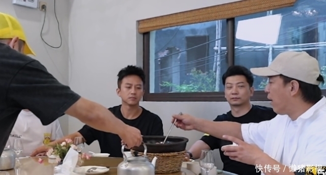 综艺|黄渤不同意常驻《五哈》,导演给出的解释太现实,鹿晗是最大原因