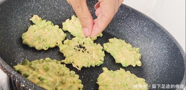 瘦24斤的姐姐分享,自制早餐减肥饼,这也太好吃了吧,赶紧试试