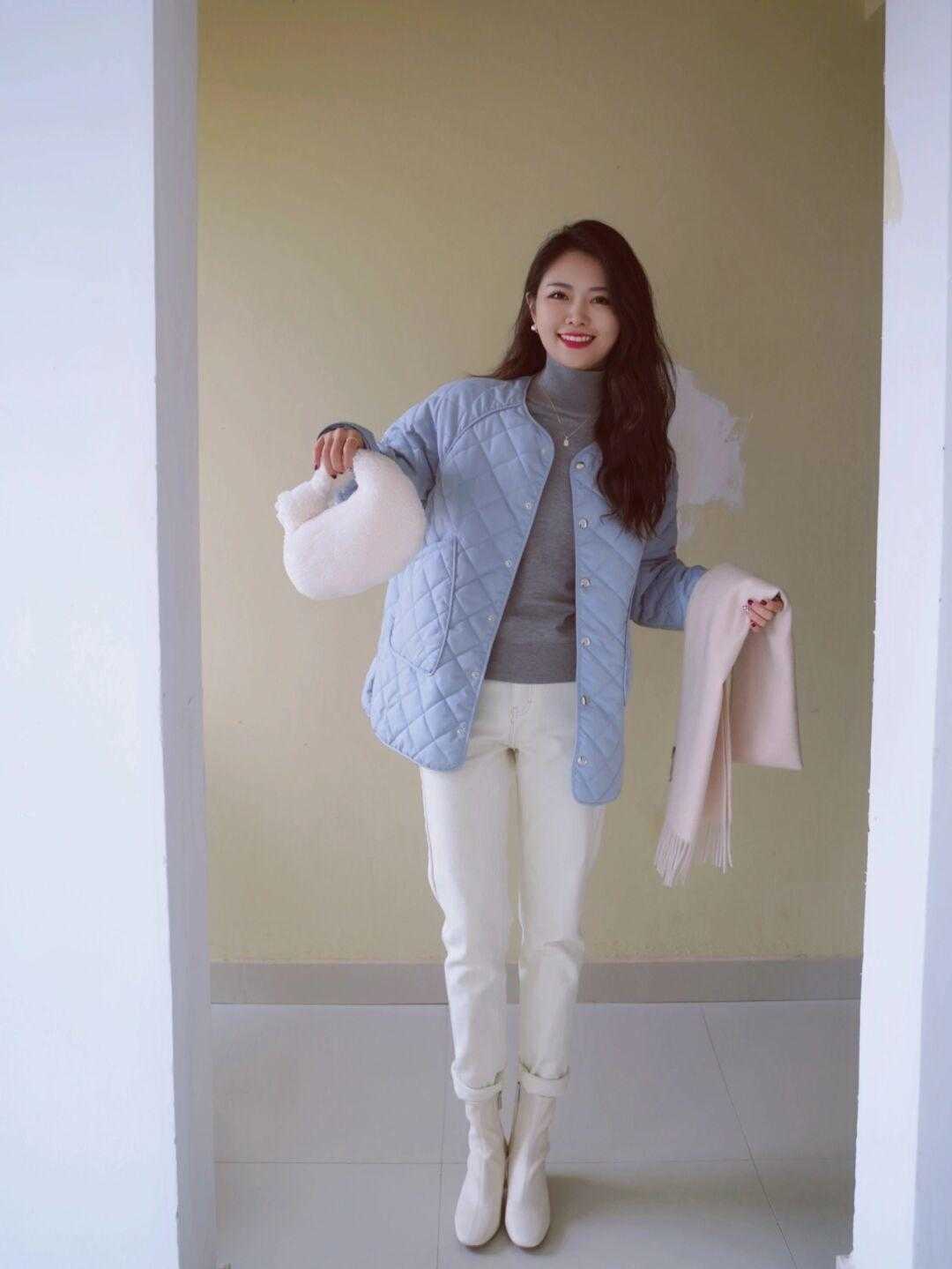 打底衫 女人过了30岁不要瞎打扮,试试这些简洁利落的穿搭,日常又显气质