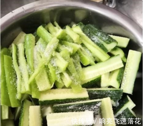 腌制|又到了腌黄瓜的季节,祖传秘方大公开,2小时就能吃,香脆又开胃!