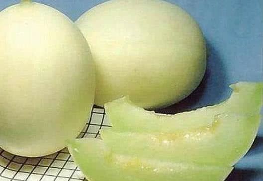 甜瓜|夏天最喜欢吃的四种水果,西瓜仅排第二名,最后一名女生最爱吃