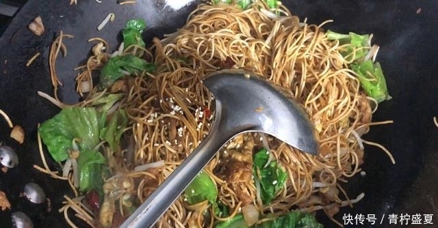 炒面|大厨教你炒面的正确做法,太香了,看着都流口水,做法超简单!