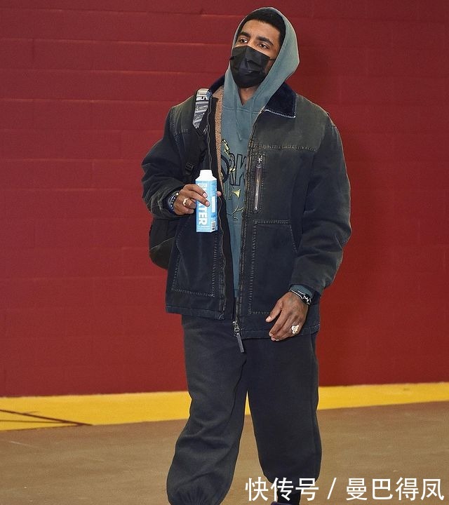 NBA球员上脚：保罗·乔治上脚PG5，欧文上脚中国年