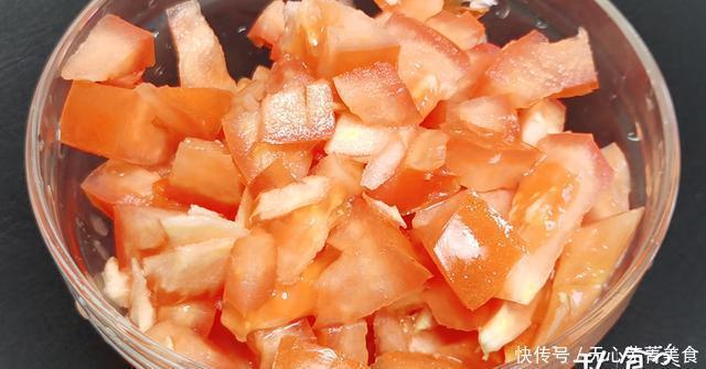 酸爽|不放肉,素炒包菜一样香,酸爽开胃、又下饭,10分钟就能炒1大盘